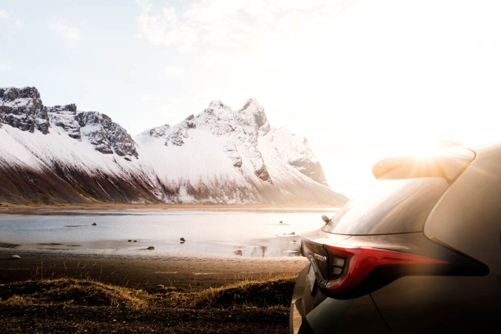 Tips voor huurauto in IJsland Vestrahorn Stokksnes - Reislegende.nl