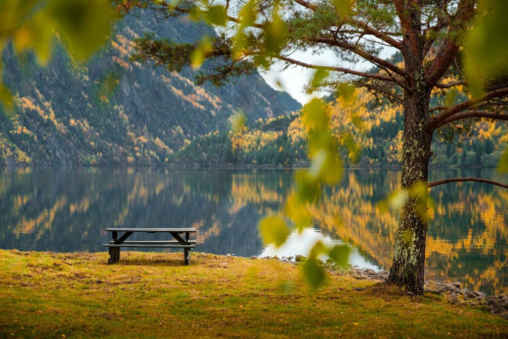 Bandak lake Dalen Vestfold og Telemark bezienswaardigheden Zuid-Noorwegen tips - Reislegende.nl