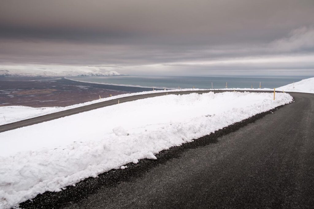 Borgarfjardarvegur S94 Vatnsskard pass in Oost-IJsland - Reislegende.nl