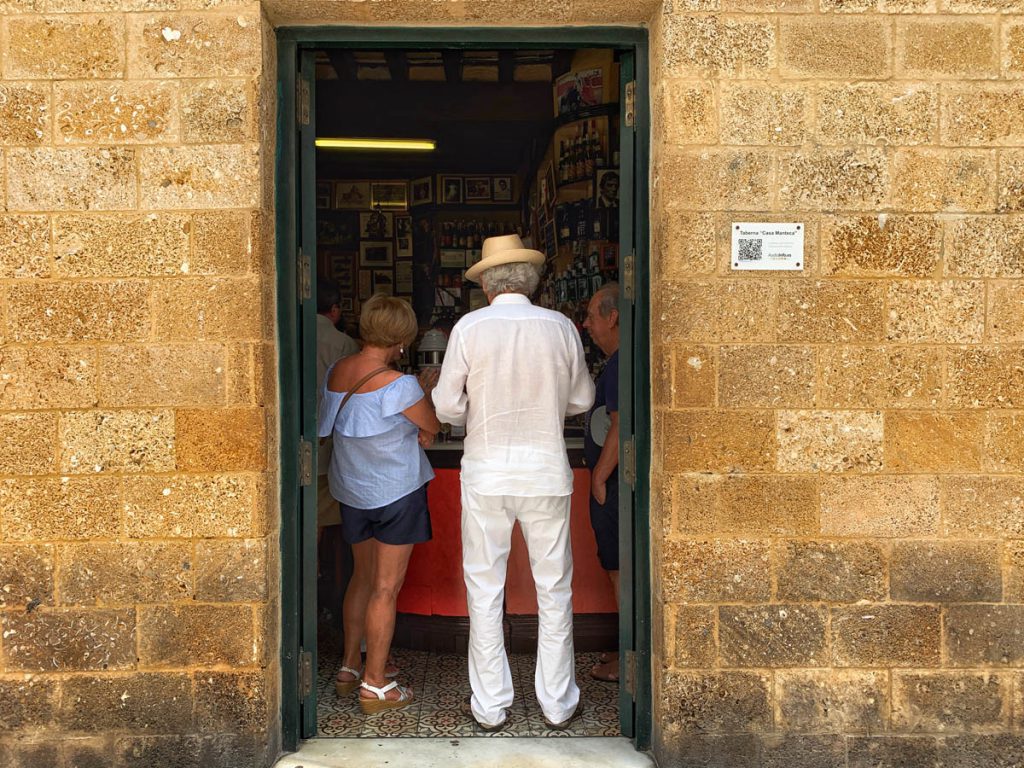 Eten in Cadiz Casa Manteca - Cadiz bezienswaardigheden en tips - Reislegende.nl