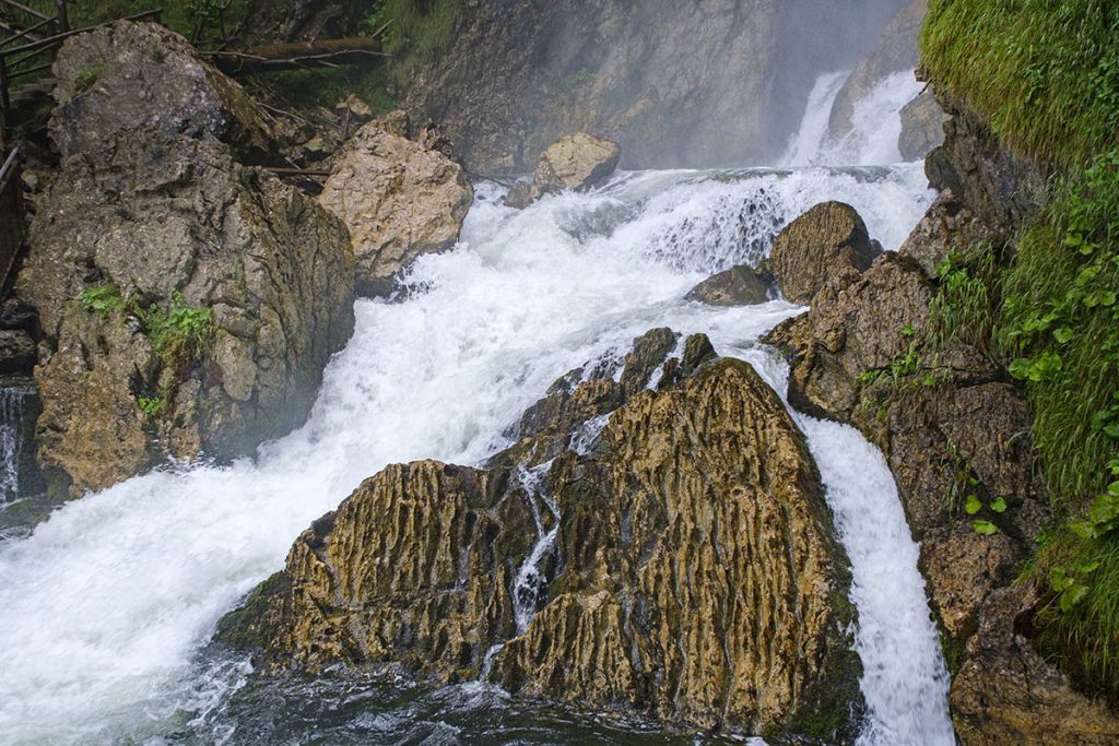 Schwarzbachfall-Höhle - Gollinger Wasserfall, sprookjesachtige plek in Salzburgerland