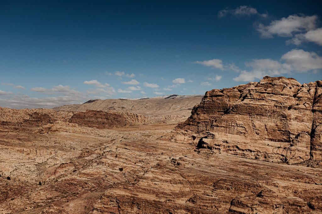 Via de backdoor trail naar Petra in Jordanië - Reislegende.nl