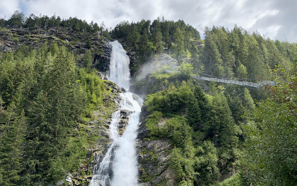 Wandelen naar Stuibenfall, hoogste waterval in Tirol - Reislegende.nl