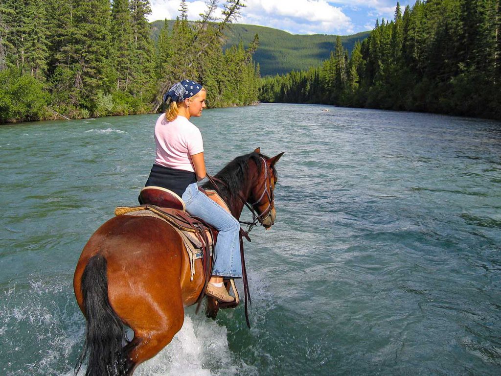 Paardrijden en slapen op een ranch in Canada - Reislegende.nl