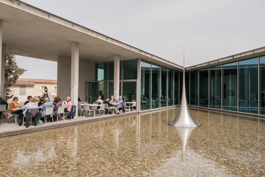 Chateau La Coste, Le Restaurant de Tadao Ando - Ontdek het oude centrum van Aix-en-Provence, bezienswaardigheden en tips - Reislegende.nl