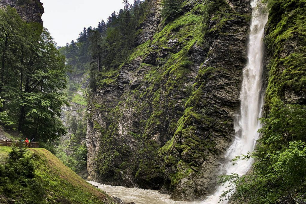 Waterval in Liechtensteinklamm - Reislegende.nl