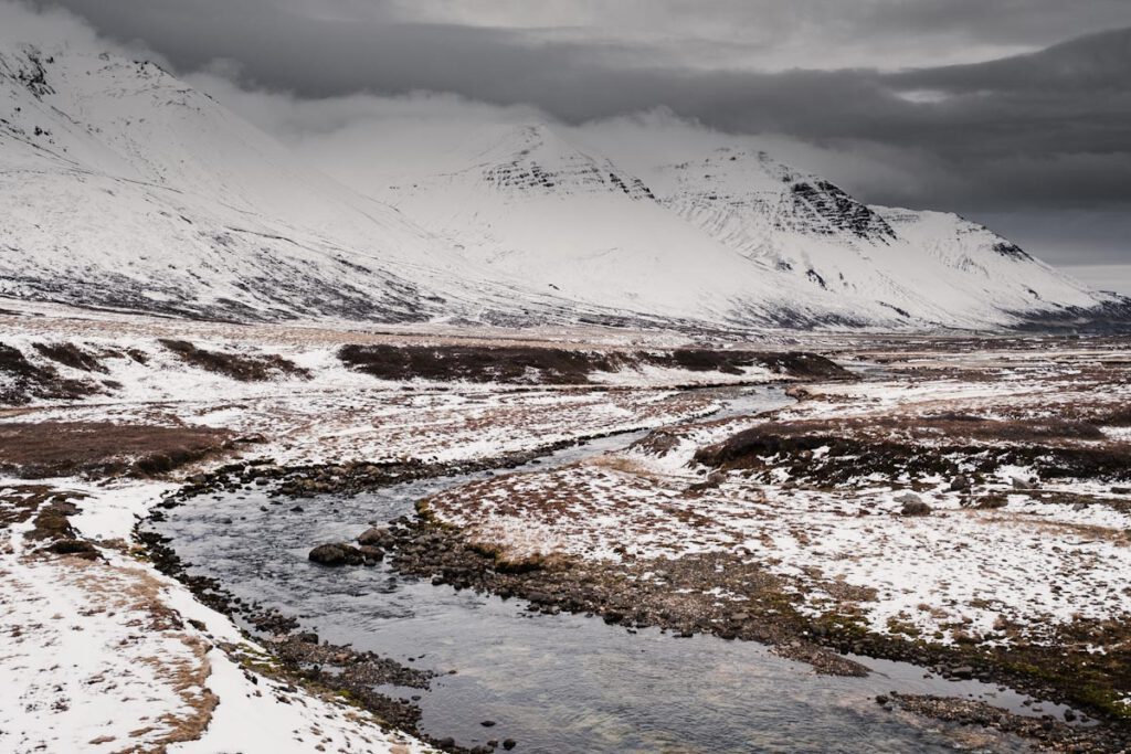 Njardvik valley Borgarfjordur Eystri Borgarfjardarvegur S94 in Oost-IJsland - Reislegende.nl