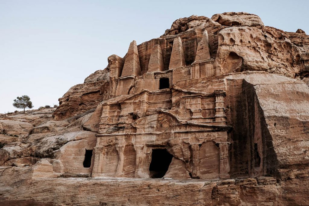 Tips voor een bezoek aan Petra, wereldwonder in Jordanië - Reislegende.nl