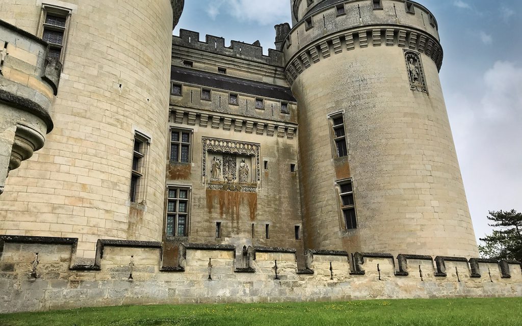 Sprookjesachtig: kasteel van Pierrefonds in noorden van Frankrijk - Reislegende.nl