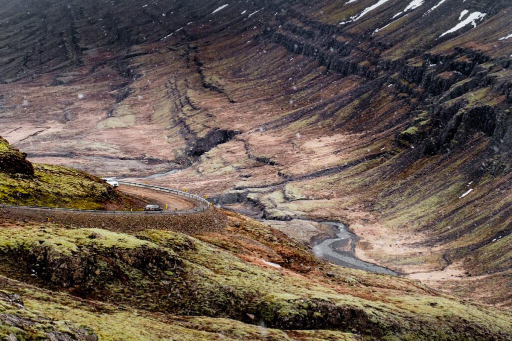 Oxi pass van noord naar zuid road 939 oost ijsland oostfjorden - Reislegende.nl