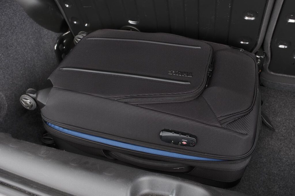 Thule Crossover 2 Spinner, ideale handbagage koffer - Reislegende.nl