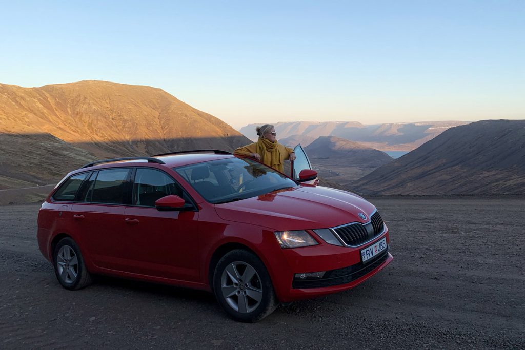 Road 60 Pingeyri onverharde gedeelte Westfjorden IJsland Reislegende - Reislegende.nl