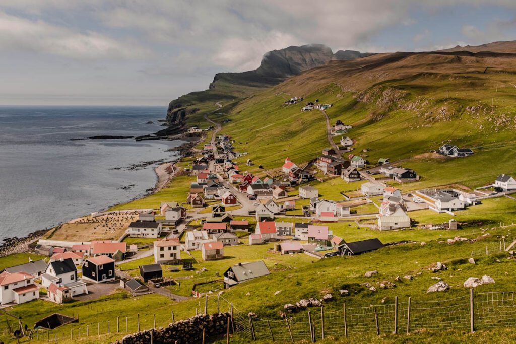 Suduroy Sumba village Faeroer eilanden - Reislegende.nl