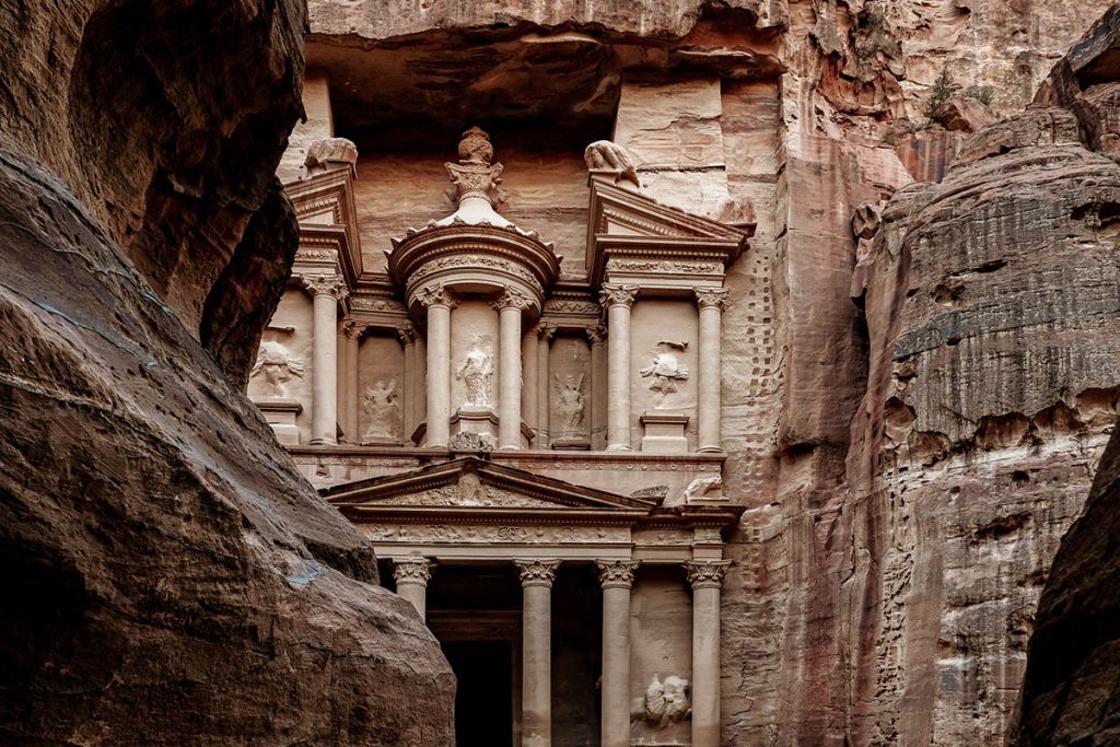 The Treasury - Tips voor een bezoek aan Petra, wereldwonder in Jordanië - Reislegende.nl