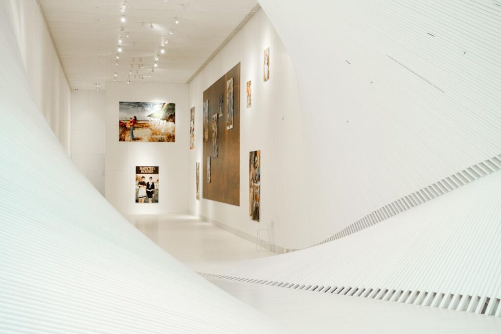 The Twist Gallery inside Kistefos museum Noorwegen - Reislegende.nl