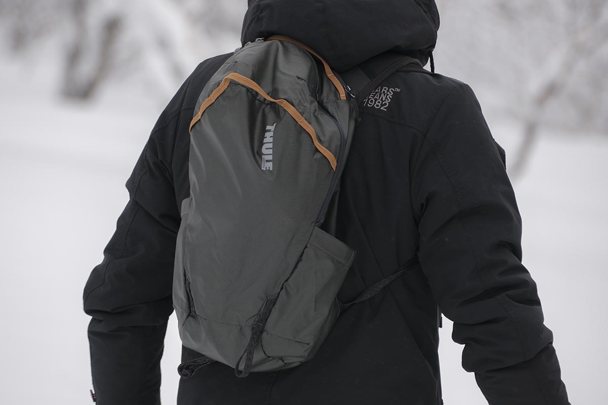 Thule Stir 18L review, fijne lichte backpack voor wandelingen - Reislegende.nl