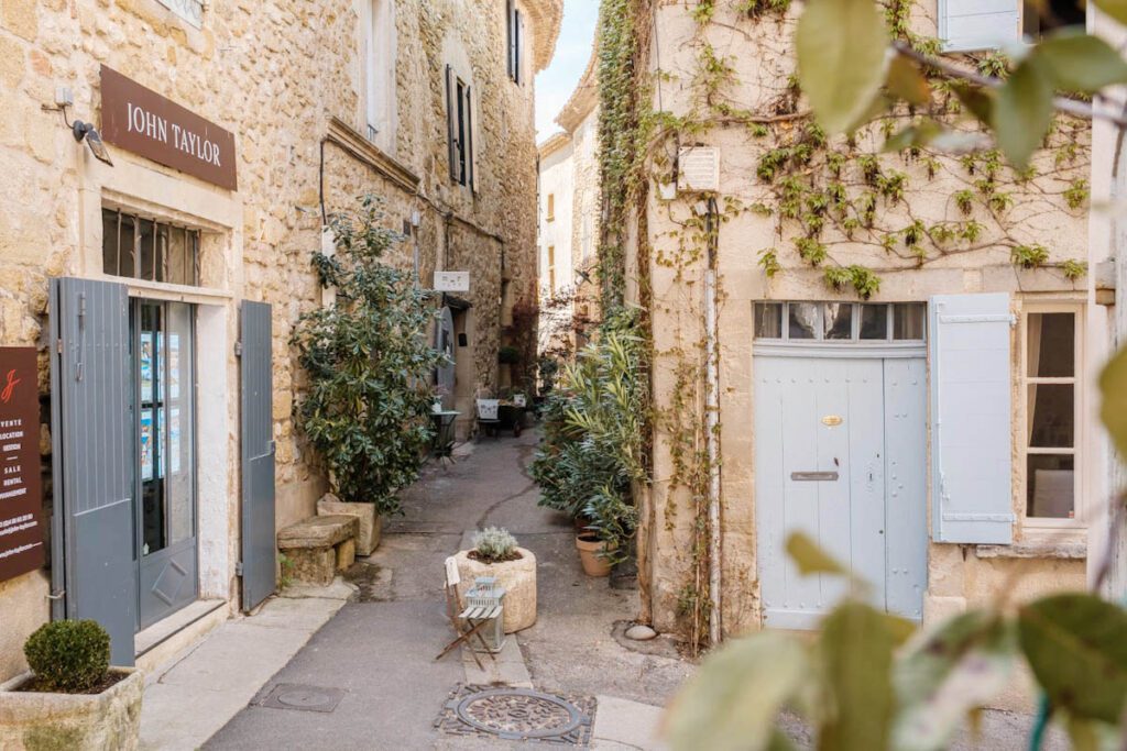 Wat te zien in Luberon mooie dorpen Provence bezienswaardigheden Vaucluse - Reislegende.nl