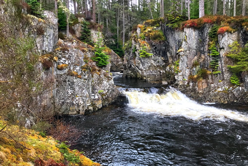 Druim an Aird, Pattack Falls - Bezoek deze Outlander filmlocaties in Schotland - Reislegende.nl