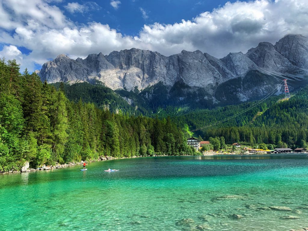 Eibsee Zugspitze Autoroute door Tirol en Vorarlberg - Reislegende.nl