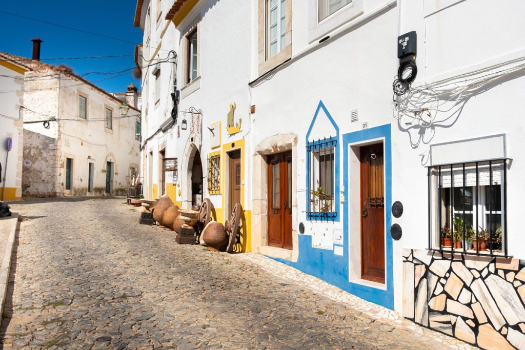 Estremoz oude bovenstad rondreis door Alentejo met de auto Portugal - Reislegende.nl