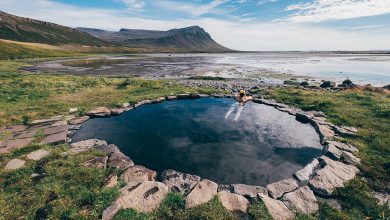 Mooiste hot pools in de Westfjorden van IJsland - Birkimelur / Krosslaug, Westfjords - Reislegende.nl