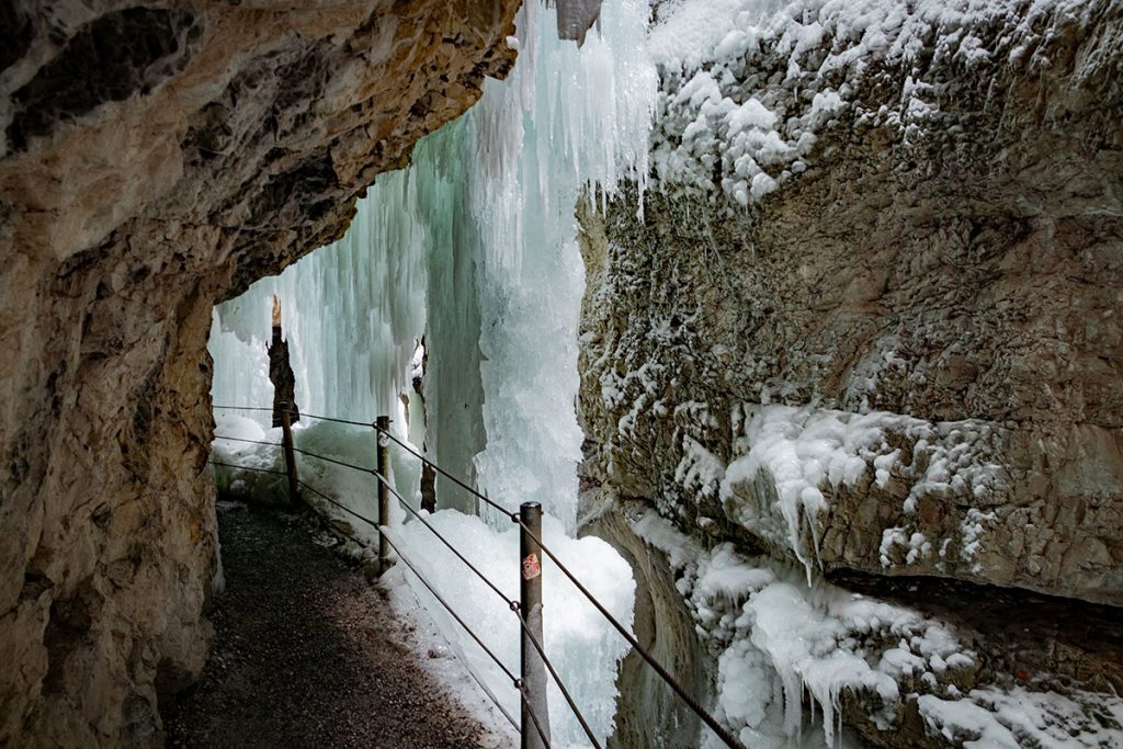 Wandelen door de Partnachklamm, must do in Beieren - Reislegende.nl