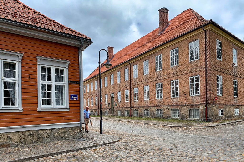 Een kijkje in het historische Fredrikstad, Noorwegen - Reislegende.nl