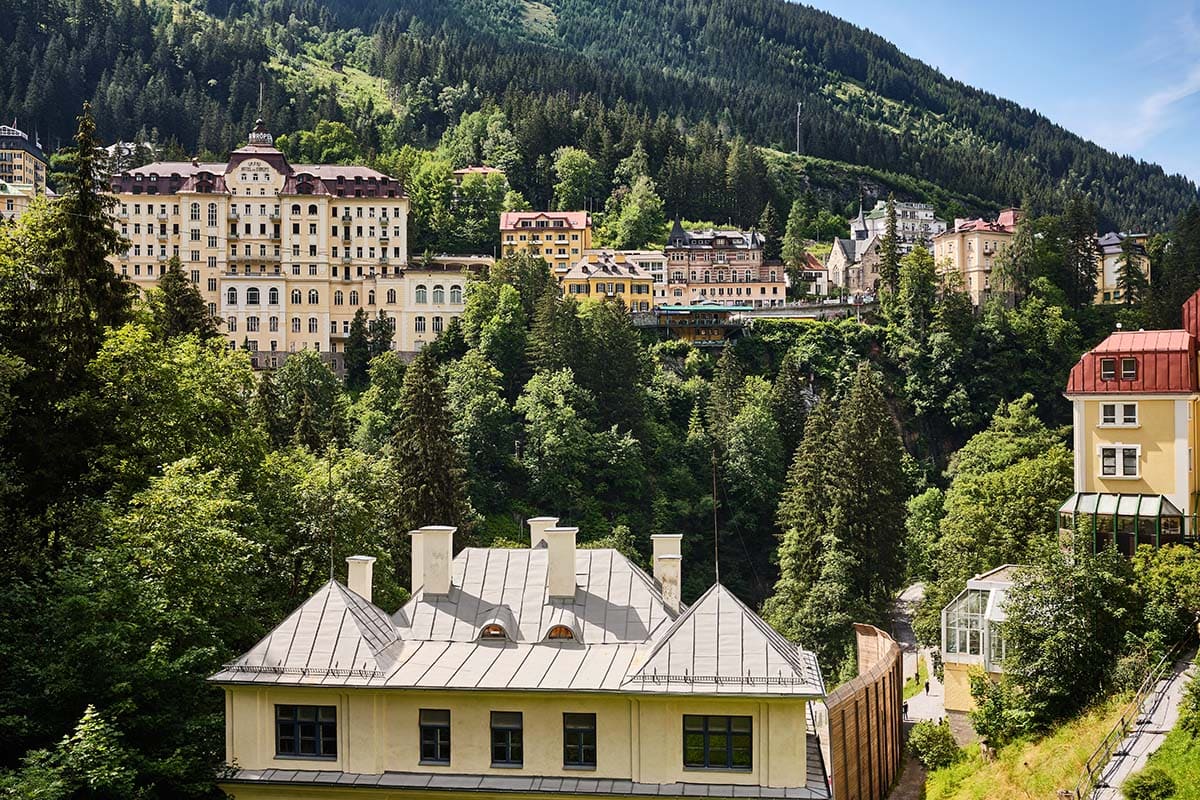 De geschiedenis van Bad Gastein: toen en nu - Reislegende.nl