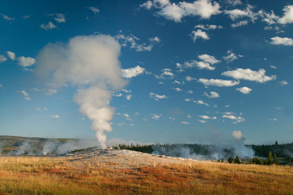 Old Faithful in rest, Yellowstone - Yellowstone National Park: 10x wat je niet mag missen - Reislegende.nl