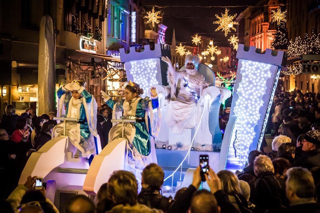 Landal Christmas Parade - Kerststad Valkenburg, wat mag je niet missen? - Reislegende.nl