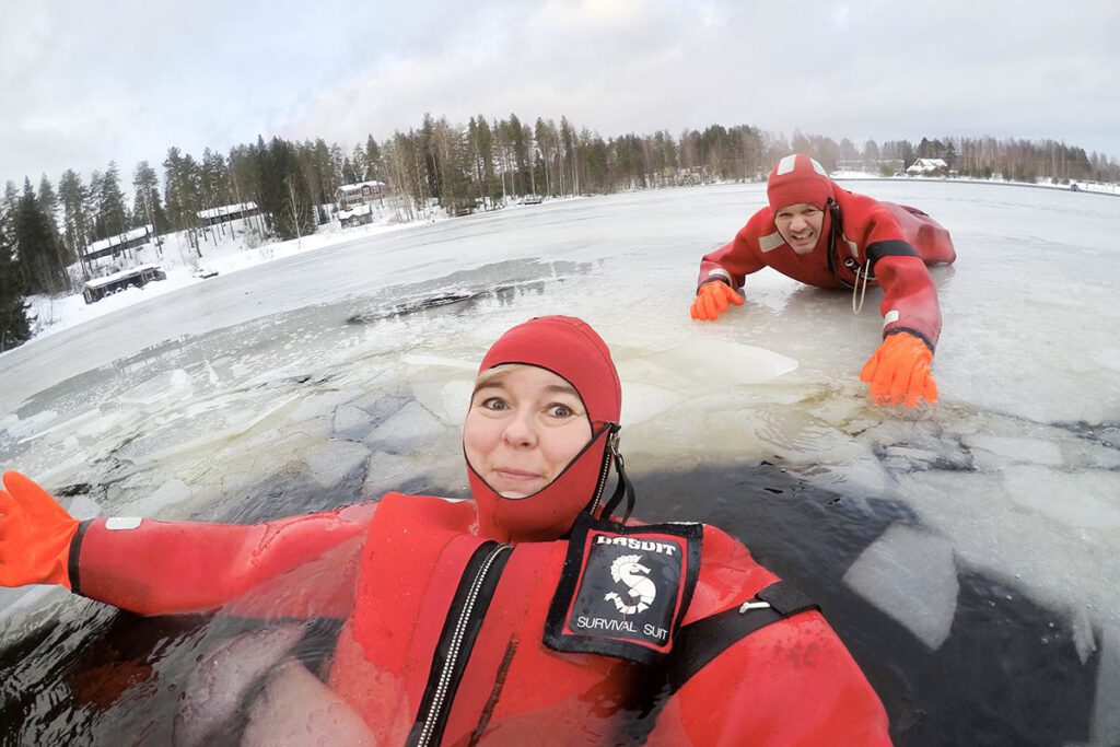 Arctic floating in Finland - 25x wat te doen in Lapland - Reislegende.nl