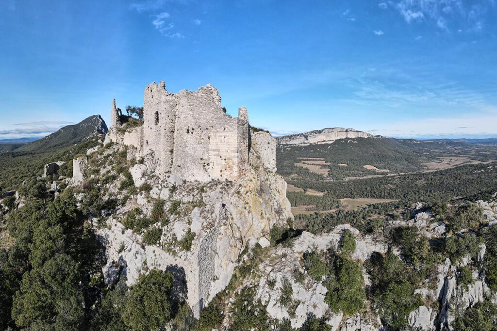 Chateau Montferrand Pic Saint-Loop Herault - Tips en bezienswaardigheden in Languedoc-Roussillon - Reislegende.nl