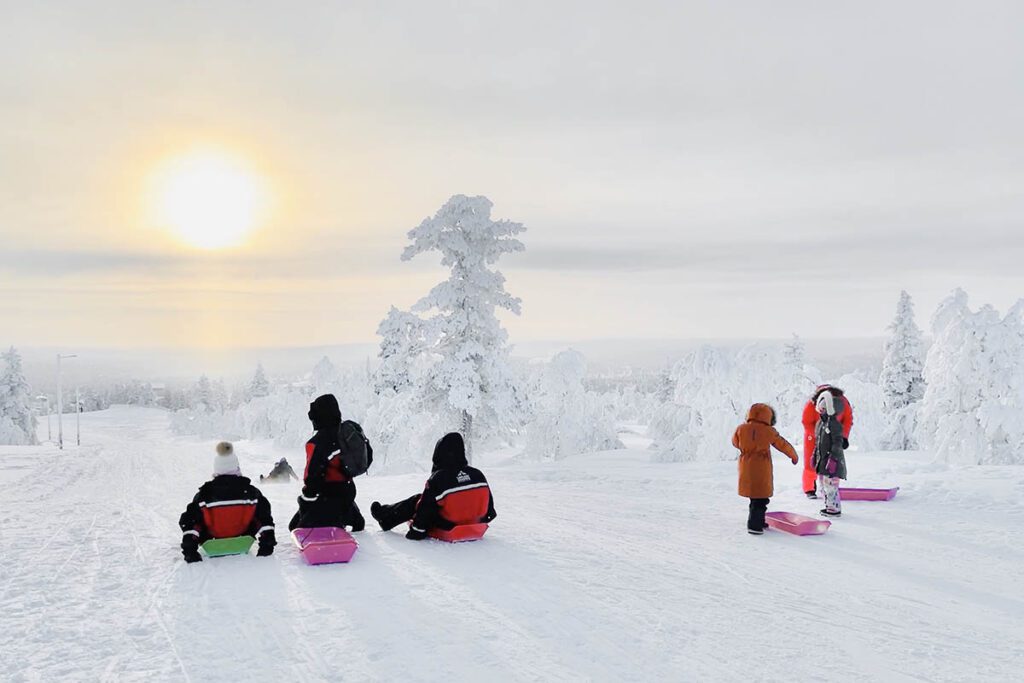 Toboggan Run Saariselkä - Fell Centre Kiilopää in Saariselkä; fijne cabins in Lapland boven poolcirkel - Reislegende.nl