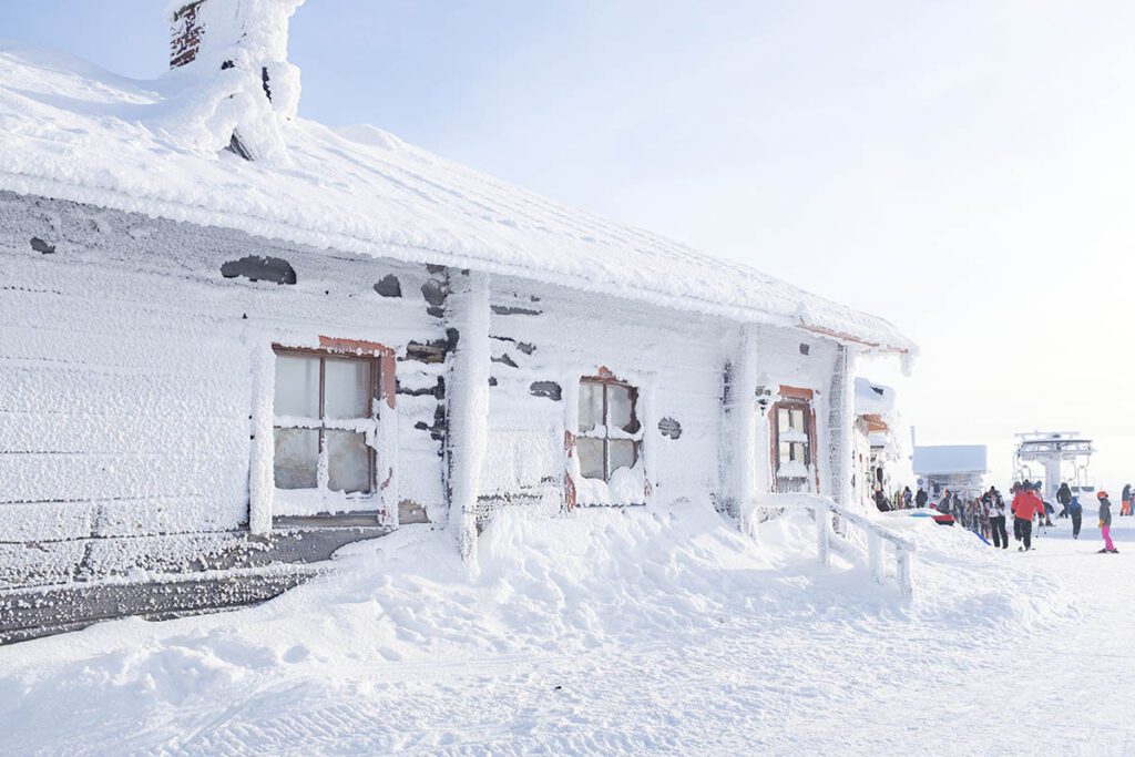 Restaurant Kaunispään Huippu Oy Saariselkä - Fell Centre Kiilopää in Saariselkä; fijne cabins in Lapland boven poolcirkel - Reislegende.nl