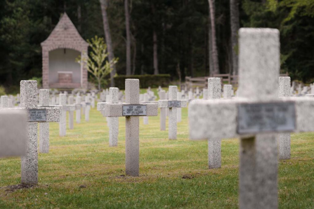 Col de Wettstein cemetery - Roadtrip door de Vogezen: route, bezienswaardigheden en tips - Reislegende.nl