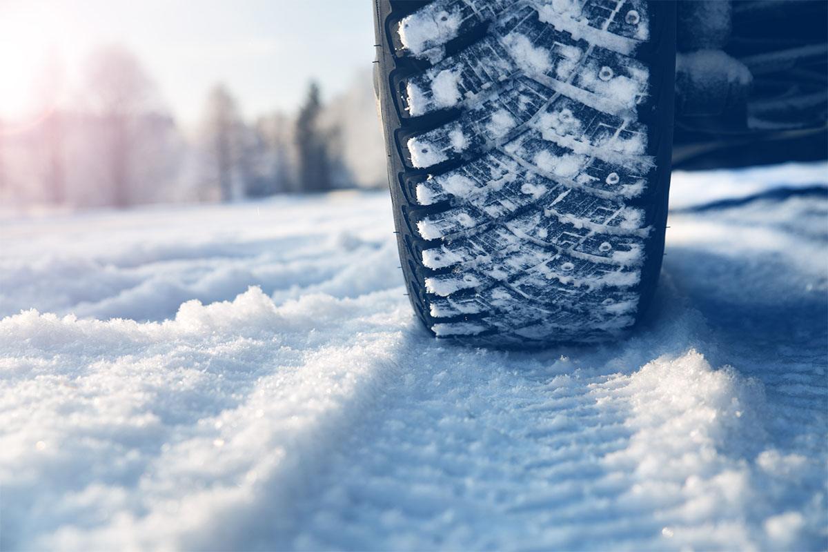 Met de auto op wintersportvakantie? 6 praktische tips - AllinMam.com