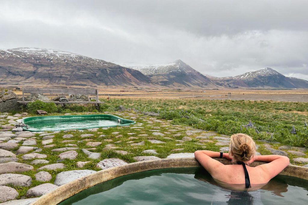 Hoffel hot pools Hofn Oost-IJsland - Reislegende.nl