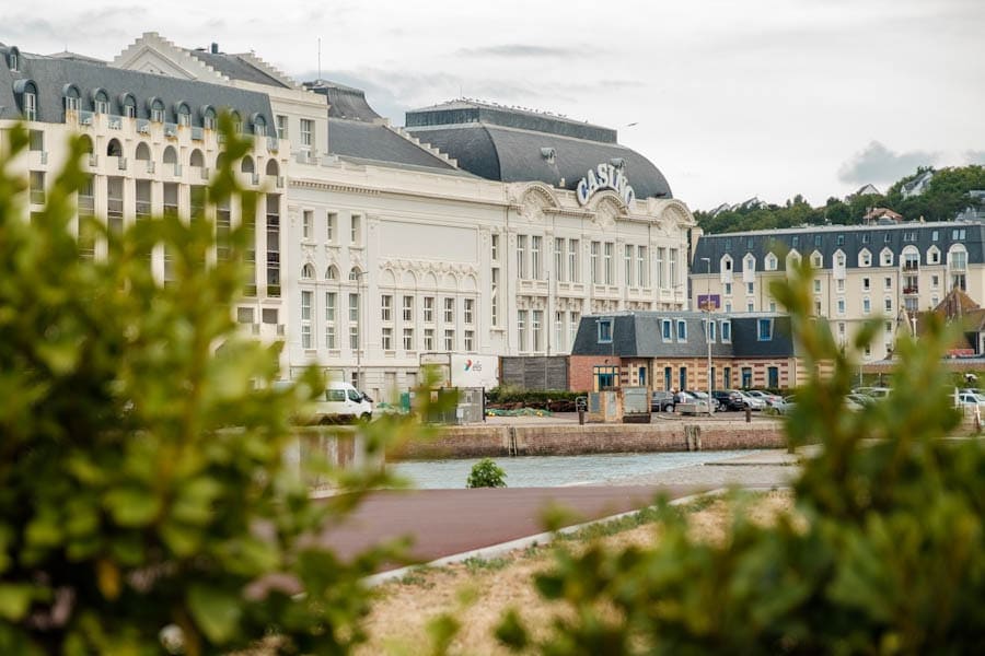 Casino Deauville Normandie mooie plekjes in Normandie parels - Reislegende.nl