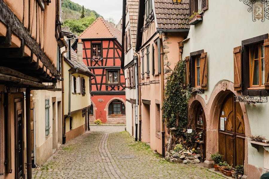 Stadswandeling door oude centrum van Kaysersberg bezienswaardigheden en tips in de Elzas Frankrijk - Reislegende.nl