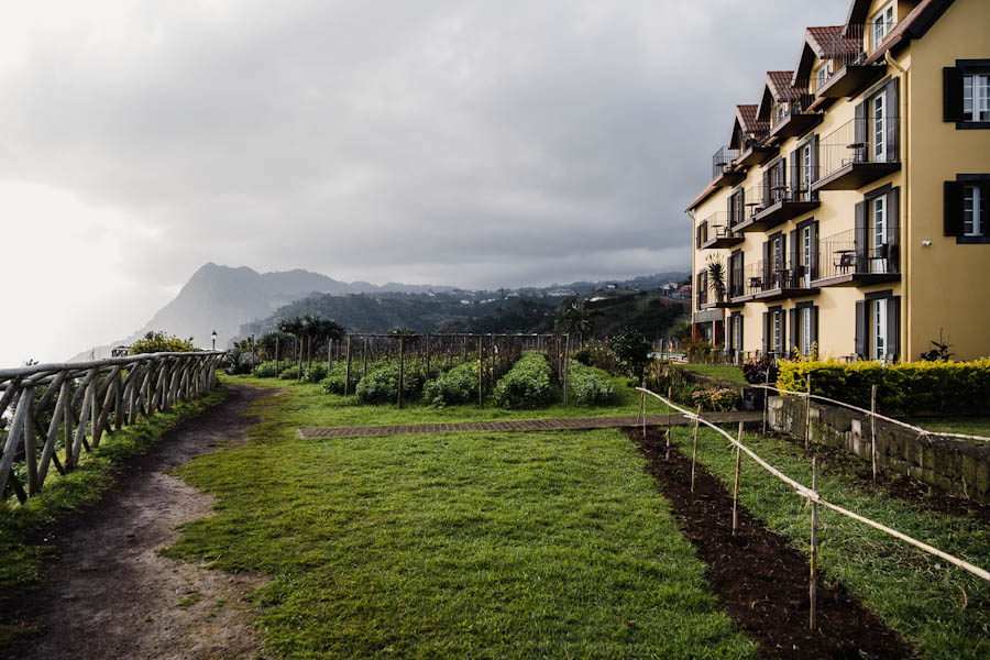 Uitzicht van Hotel Quinta Do Furao Santana Madeira - Reislegende.nl