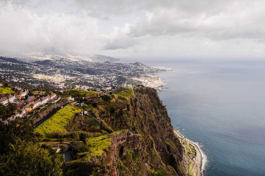 Uitzicht Cabo Girão Skywalk - Madeira, autoroute langs westkust van Funchal naar São Vicente - Reislegende.nl