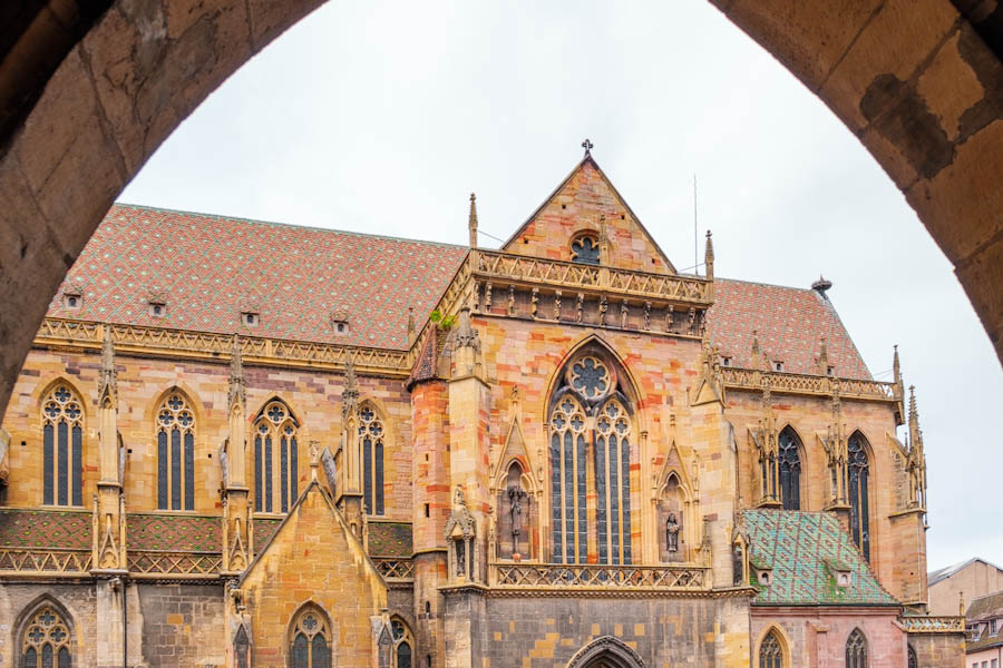 Colmar St Martin's Church route korte stadswandeling door oude centrum van Colmar, bezienswaardigheden en tips Elzas Frankrijk - Reislegende.nl