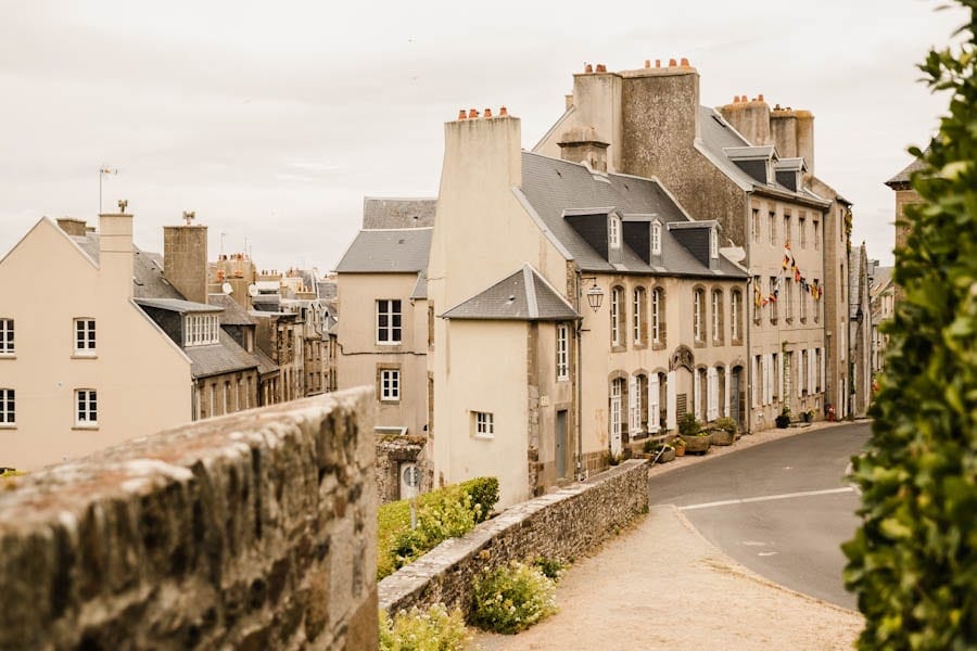 La Haute-Ville Granville mooie plekken Cotentin Normandie Frankrijk - Reislegende.nl