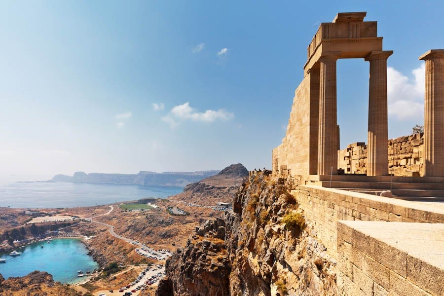 Mooiste Griekse eilanden Rhodos Akropolis van Lindos - Reislegende.nl