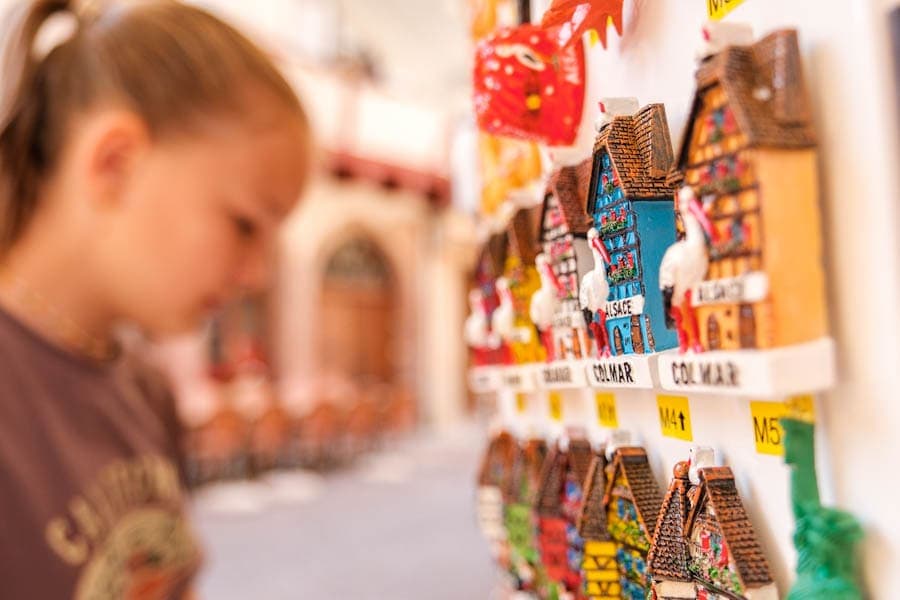 Souvenirs kopen in Colmar, bezienswaardigheden en tips Elzas Frankrijk - Reislegende.nl