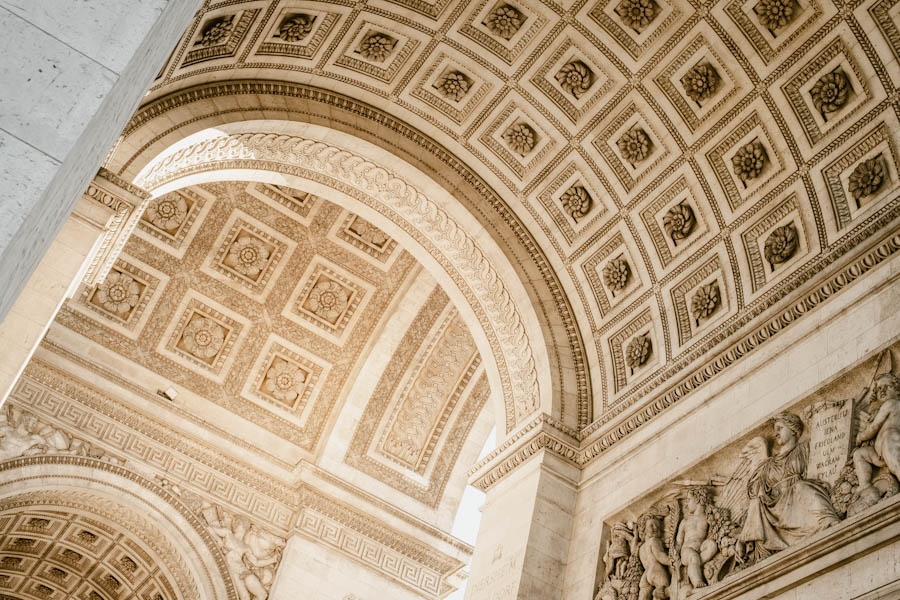 Arc de Triomphe foto’s maken op andere manier - Reislegende.nl