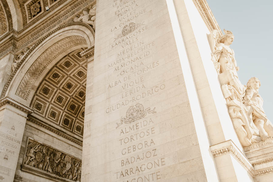 Arc de Triomphe fotograferen vanuit andere hoek - Reislegende.nl