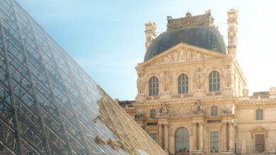 Fotograferen van Louvre bij warm licht - Reislegende.nl