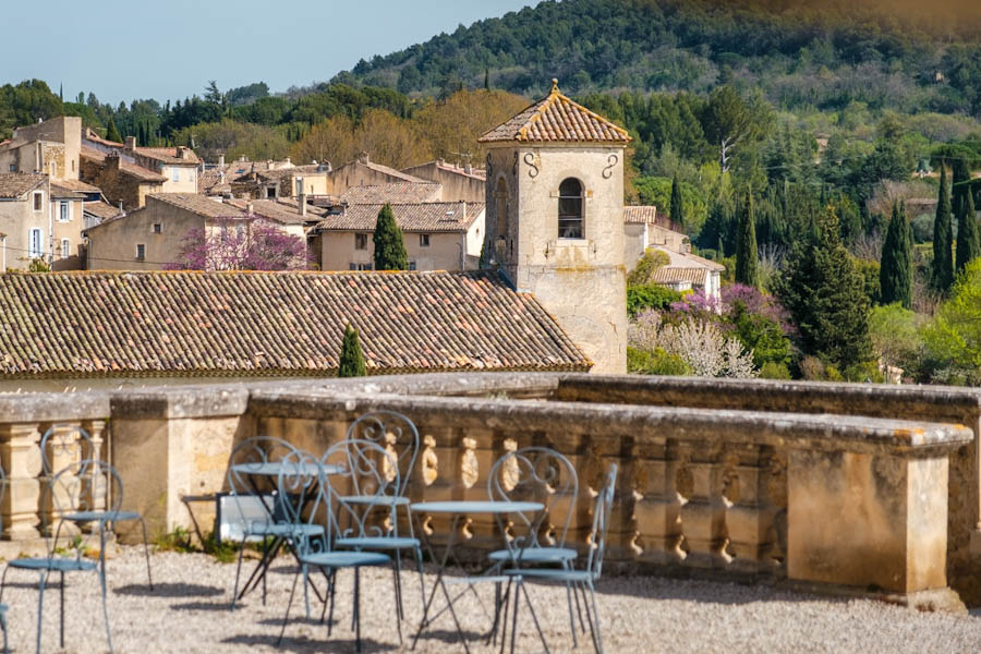 Kasteel Lourmarin Les Plus Beaux Villages de France mooiste dorpen Frankrijk - Reislegende.nl