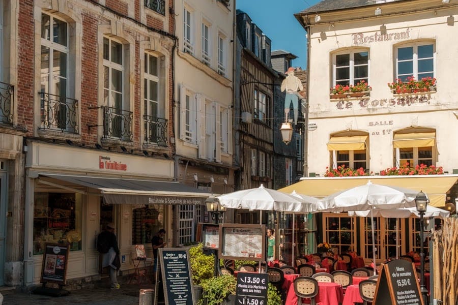 Leuke plekjes in Honfleur Normandie - Reislegende.nl